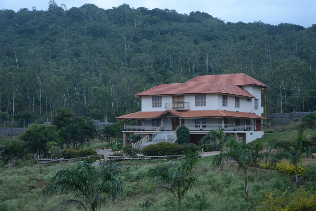 Mysore Ashram Campus Top Banner